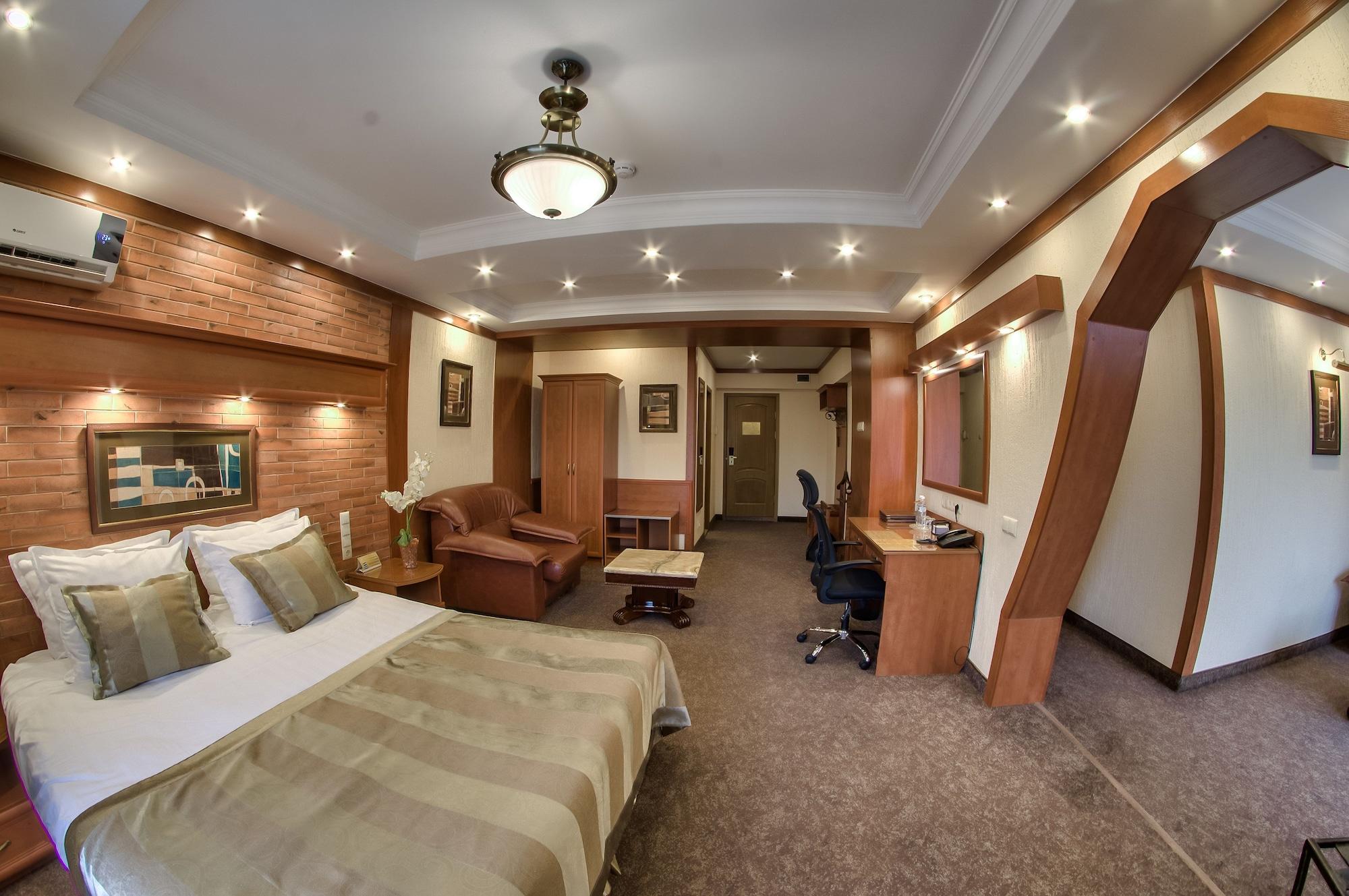 Hotel Uyut Almaty Exteriér fotografie