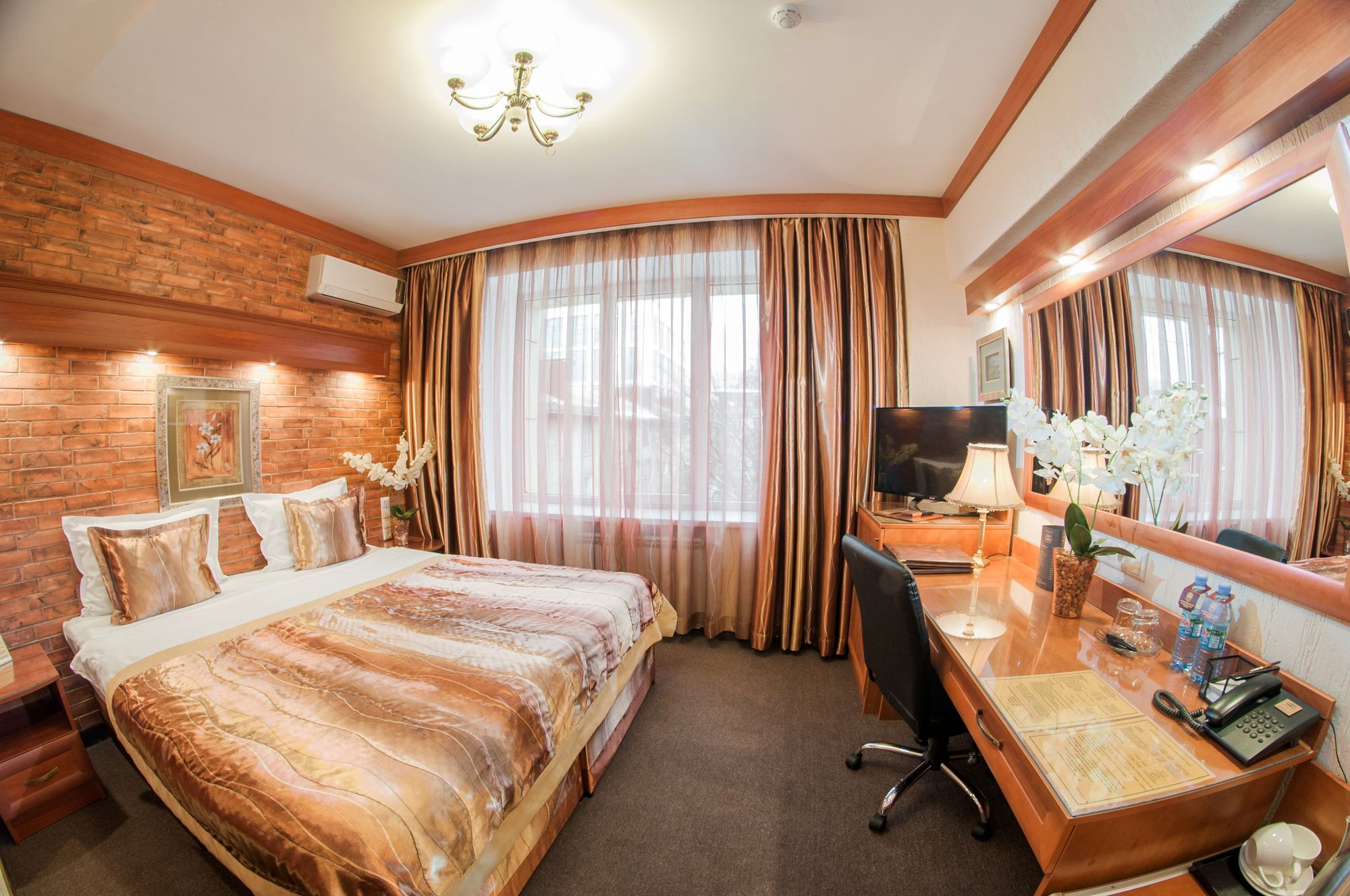 Hotel Uyut Almaty Exteriér fotografie