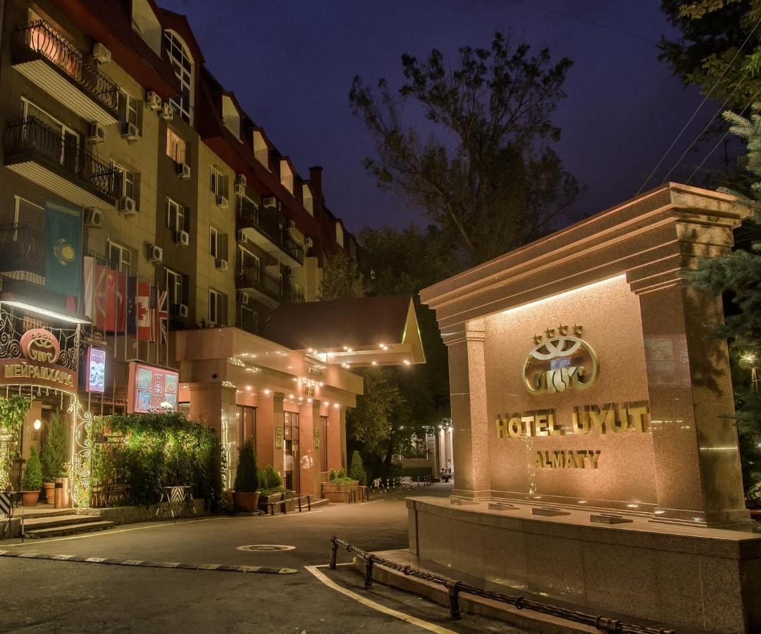 Hotel Uyut Almaty Exteriér fotografie