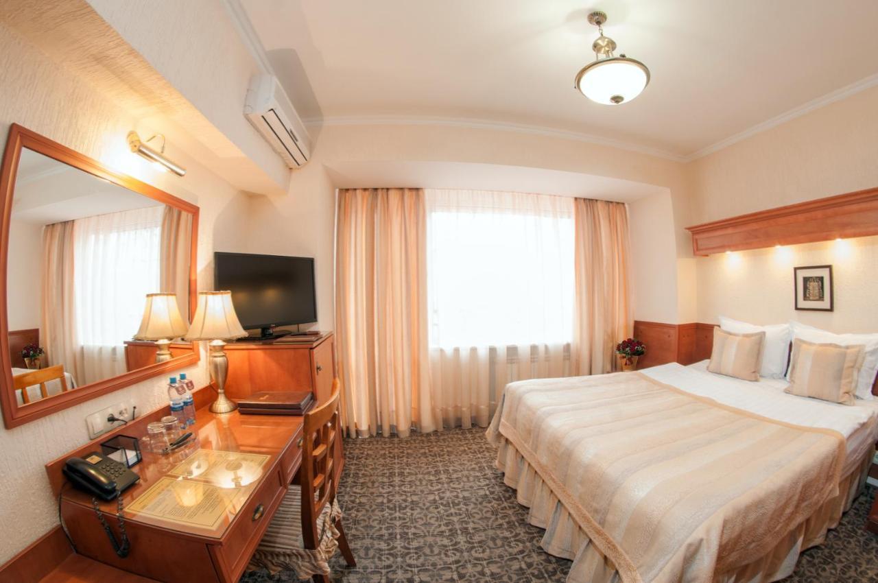 Hotel Uyut Almaty Exteriér fotografie